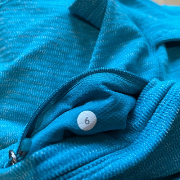 Lululemon Base Runner 1/2 Zip *Heathered Blue Size 6 - Picture 10 of 10